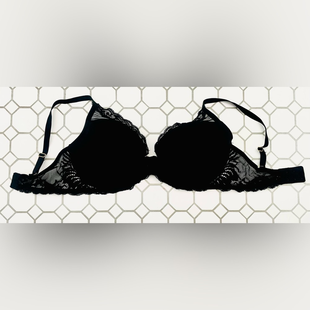 Natori Feathers Contour Plunge Bra in Black size 36DD